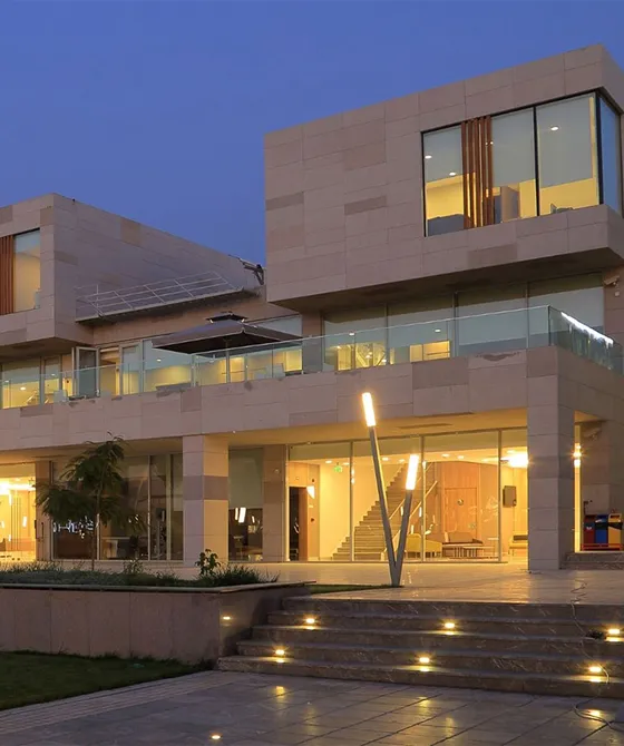 Guven Cayyolu Medical Center exterior